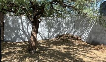 812 S Greenleaf Ln, Avondale, AZ 85323