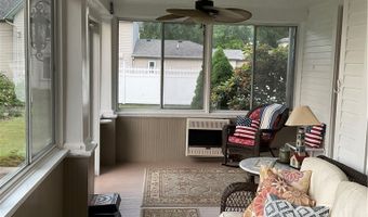 1926 Walnut Blvd, Ashtabula, OH 44004