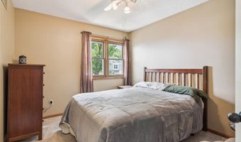 1123 SE Mallard Creek Dr, Ankeny, IA 50021