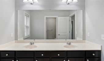 15365 Eagle Creek Way, Apple Valley, MN 55124