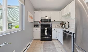 49 Round House Rd, Bourne, MA 02532