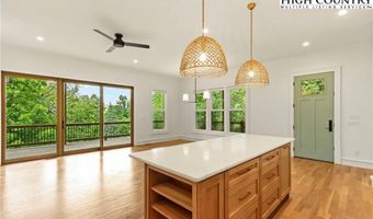 139 Nettles Ridge Rd, Banner Elk, NC 28604