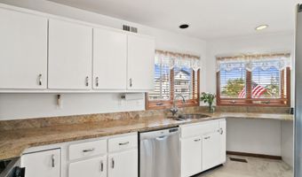 1025 Bayview Ave, Bayville, NJ 08721