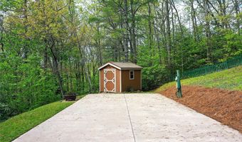60 Bartram Trl, Scaly Mountain, NC 28775