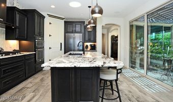 7028 Kanab Creek Trl, Marana, AZ 85658