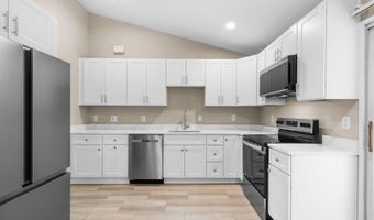 13 FARSTA Ct, Rockville, MD 20850
