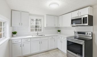 1780 Wynn Lake Rd, Alto, GA 30510