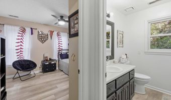 618 Colonial Ave, Albertville, AL 35950