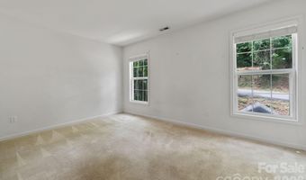 1 Pickwick Rd, Asheville, NC 28803