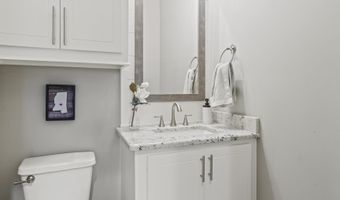 806 Long Leaf Cir, Brandon, MS 39042