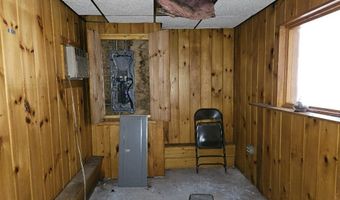713 Mcgrath Pond Rd, Belgrade, ME 04917