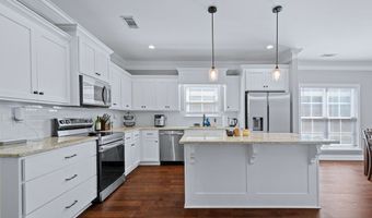 1666 ARLINGTON PARK Cir, Albany, GA 31701