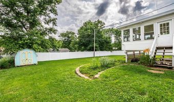 366 Sorrento Dr, Ballwin, MO 63021