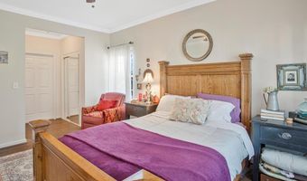 5301 WYNDHOLME Cir 302, Baltimore, MD 21229