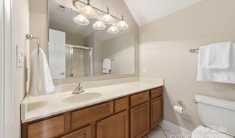 8 Sweet Gum Dr, Asheville, NC 28805