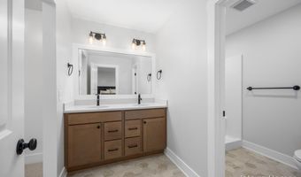 8345 Kettle Oak Dr SE, Alto, MI 49302