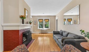 17 Ridge Rd, Danbury, CT 06810