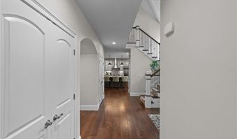 1004 Great Rd, Lincoln, RI 02865