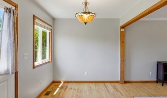 467 Dixie Blvd, Algonac, MI 48001