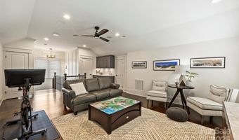 2841 Attaberry Dr, Charlotte, NC 28205