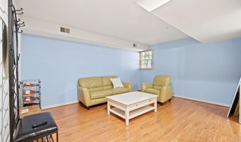 727 N VERMONT St, Arlington, VA 22203