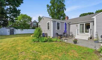 336 Dover Ave, East Providence, RI 02914
