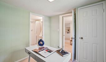 4819 28TH St S B, Arlington, VA 22206