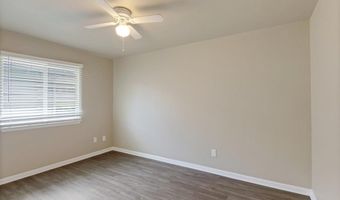 1005 Live Oak Dr, Anna, TX 75409