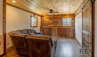 15 Arrowhead Dr, Cody, WY 82414