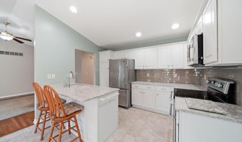 2463 Orient Dr, Adrian, MI 49221