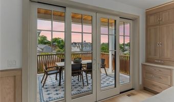 35 Coggeshall Ave, Newport, RI 02840