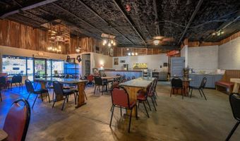2121 Batesville Blvd, Batesville, AR 72501