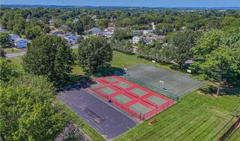 2740 Andrea Dr, Allentown, PA 18103