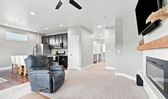 1812 Roebling Rd, Adel, IA 50003