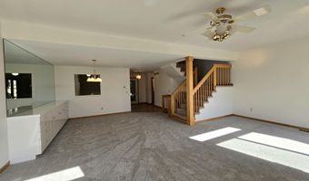 2782 Maitland Dr, Ann Arbor, MI 48105