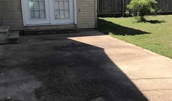 223 S Oak St, Apache, OK 73006