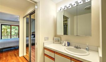 101 Cardinal Dr, North Kingstown, RI 02852