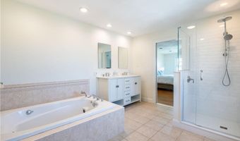 573 Wolcott Ave, Middletown, RI 02842