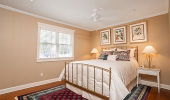 2403 Guenever Ct, Altoona, IA 50009