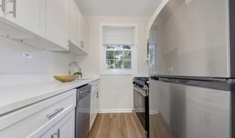 229 N GEORGE MASON Dr 229-3, Arlington, VA 22203