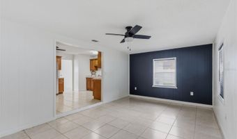 208 AVALONE Dr, Apopka, FL 32703