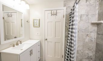 98 Fairy Dell Rd, Clinton, CT 06413