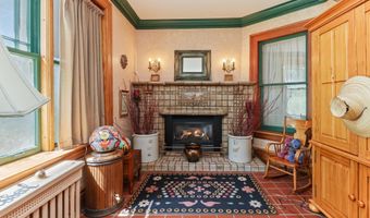 721 6th Ave E, Alexandria, MN 56308