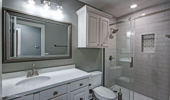 146 Blackstone Cir, Brandon, MS 39047