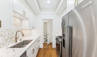 973 POWHATAN St, Alexandria, VA 22314