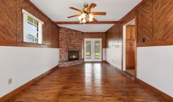 603 Beyer Dr, Bay St. Louis, MS 39520