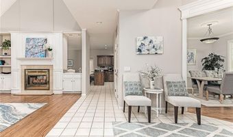 85 Sheep Farm Dr, East Greenwich, RI 02818