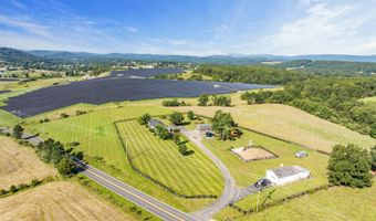 995 FORD HILL Rd, Augusta, WV 26704
