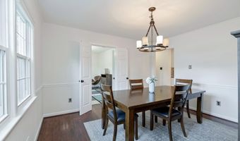7810 HAYFIELD Rd, Alexandria, VA 22315