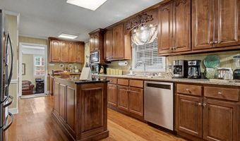1732 Marbury Ln, Albany, GA 31707